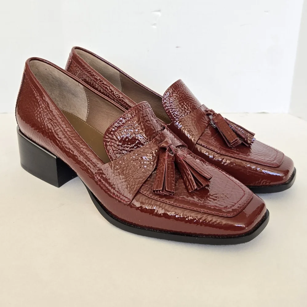 Donald J. Pliner Glossy Patent Leather Maroon Loafers with Tassels